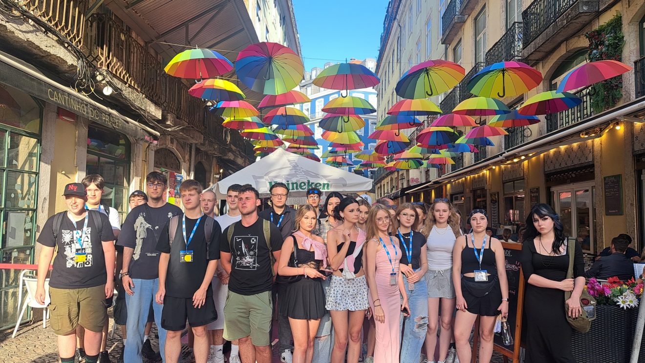 Uczniowie ZS im. KOP wrócili z Lizbony – zagraniczne praktyki za nimi