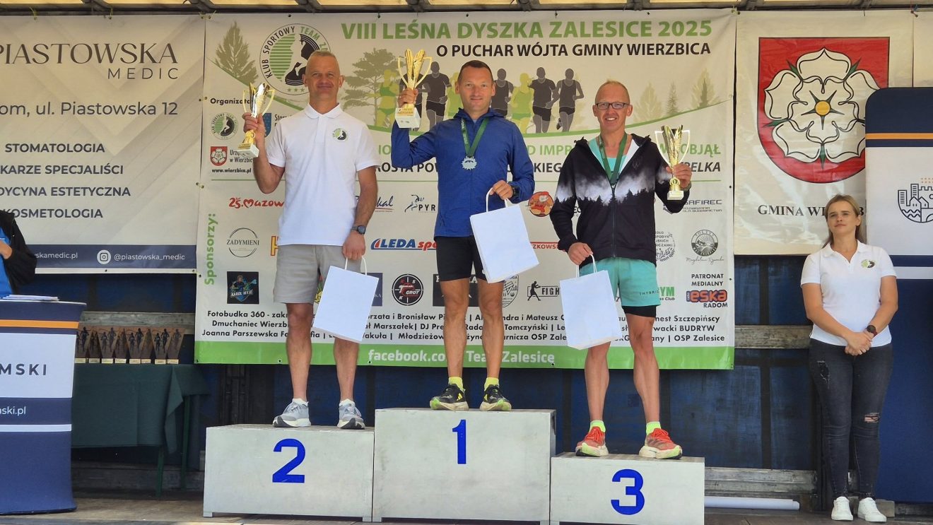 Silny wiatr, wymagająca leśna trasa i wielkie emocje – tak wyglądała VIII Leśna Dyszka 2025 w Zalesicach