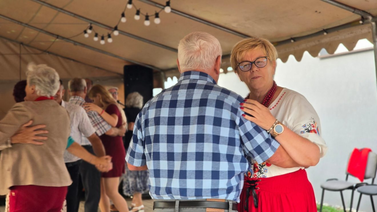 Potańcówka na dechach w Chronowie