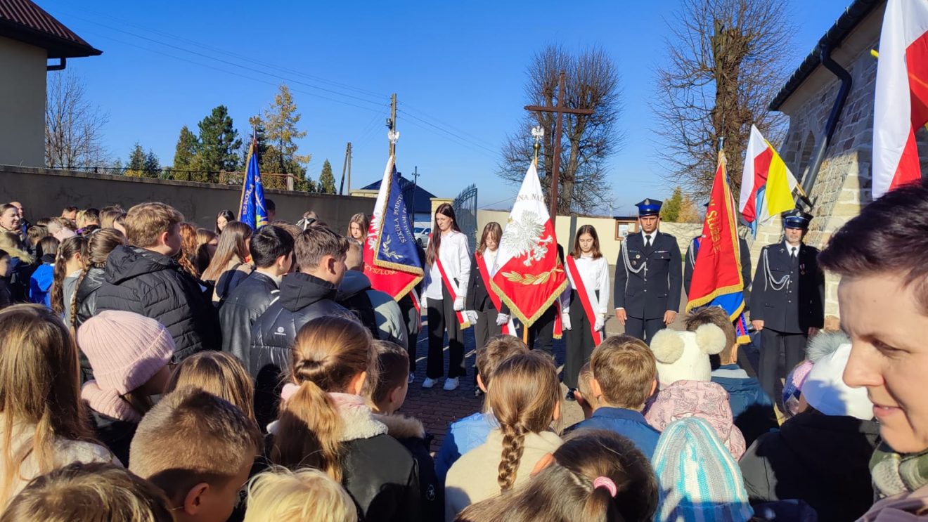Gmina Chlewiska uczciła 107. Rocznicę Odzyskania Niepodległości