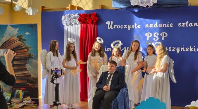 Uroczyste nadanie sztandaru oraz obchody 80-lecia Publicznej Szkoły Podstawowej im. Kornela Makuszyńskiego w Wałsnowie