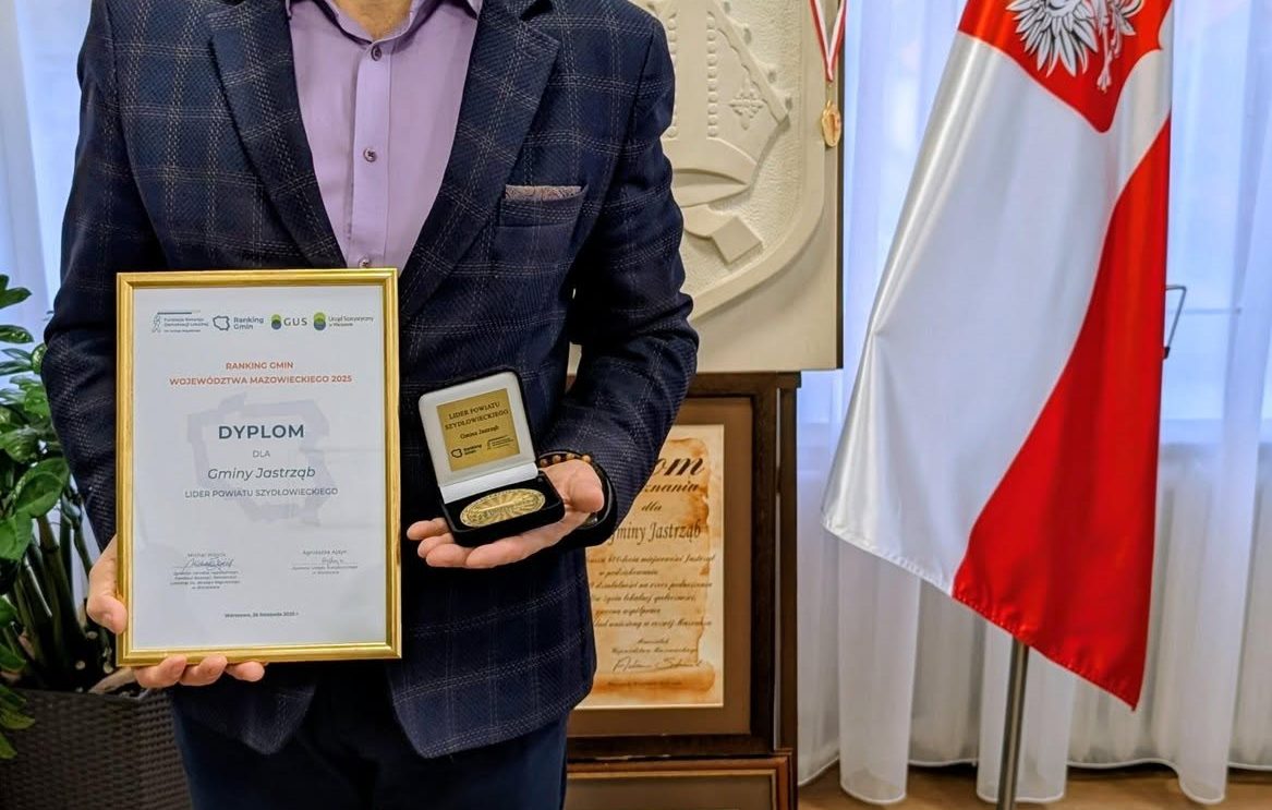 Gmina Jastrząb Liderem Powiatu. Wyróżnienie odebrano podczas prestiżowej gali w Warszawie