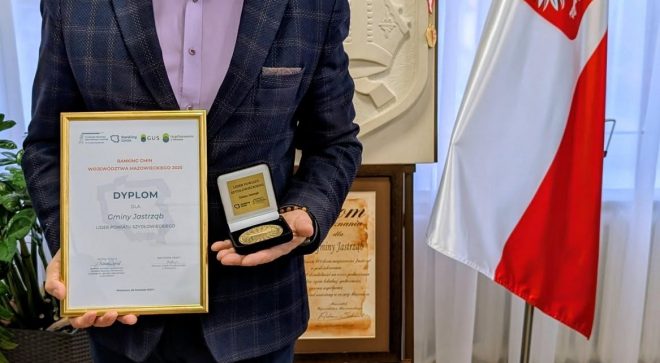 Gmina Jastrząb Liderem Powiatu. Wyróżnienie odebrano podczas prestiżowej gali w Warszawie