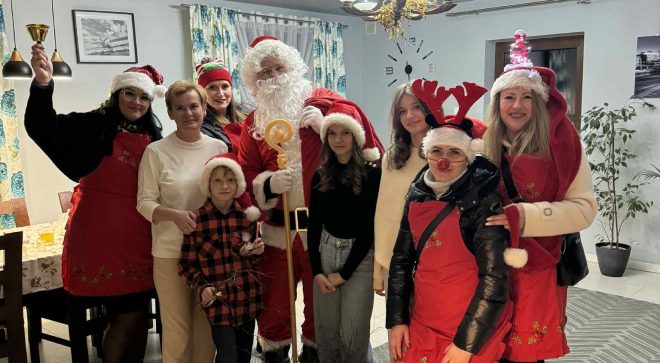 Święty Mikołaj odwiedził mieszkańców Orłowa