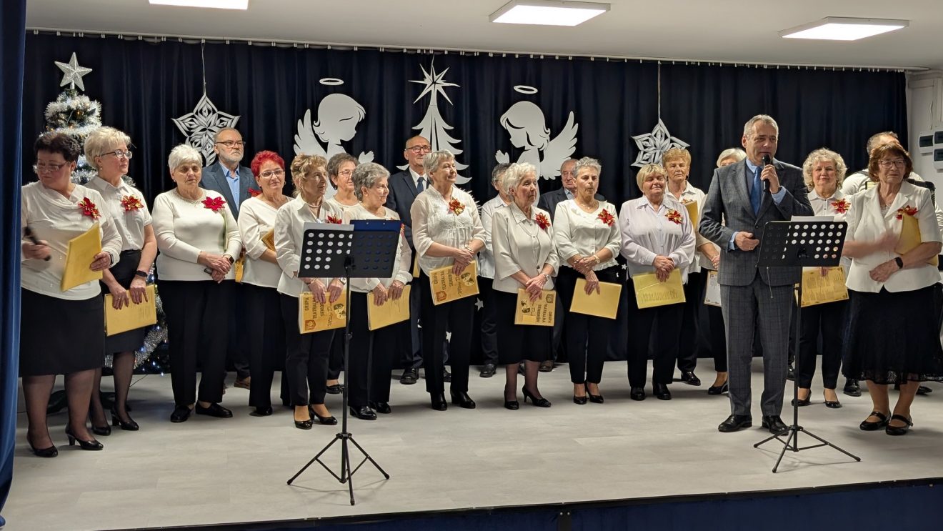 Kolędowanie w Jastrzębiu. Mieszkańcy spotkali się w święto Trzech Króli Kolędowanie w Jastrzębiu. Mieszkańcy spotkali się w święto Trzech Króli