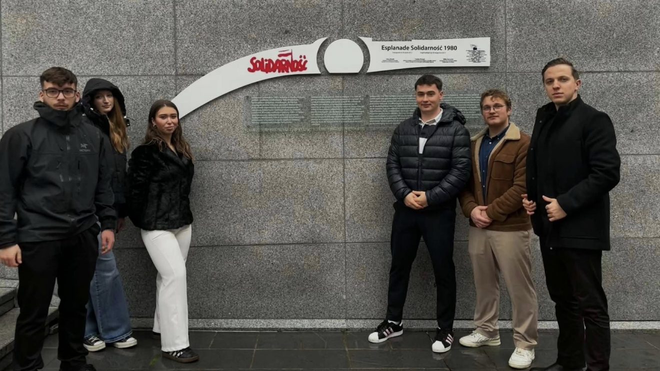 Młodzież z Orońska w Parlamencie Europejskim. Edukacja obywatelska zamiast wycieczki