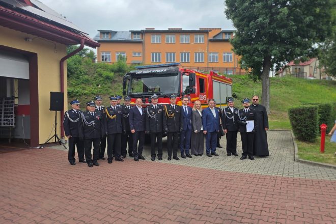 Uroczyste poświęcenie i przekazanie średniego samochodu ratowniczo-gaśniczego w OSP Wysoka
