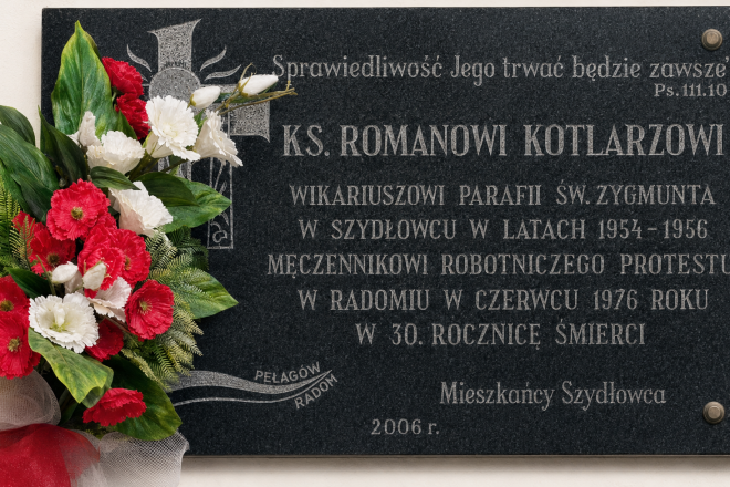 20 lat temu odsłonięto w Szydłowcu tablicę poświęconą ks. Romanowi Kotlarzowi