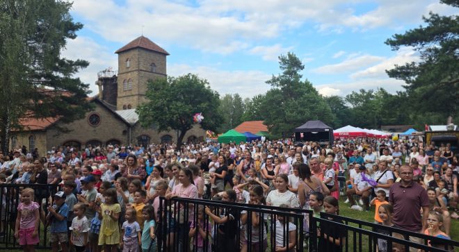Pokazy hutnicze, zabytkowe auta i koncert Natalii Nykiel. Tak wyglądało 22. Święto Żelaza i Stali